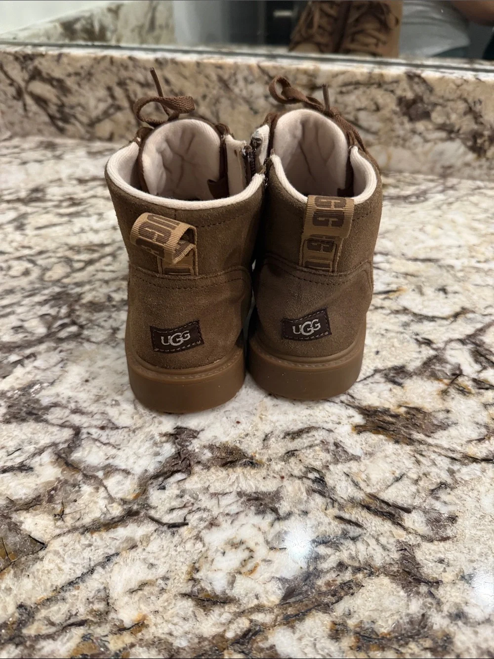 UGG Kids Chestnut Suede Lace-Up Boots